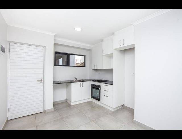 2 BEDROOM APARTMENT FOR SALE IN HAYFIELDS